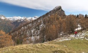 60 Le nuvole mi raggiungono al Passo di Monte Colle...